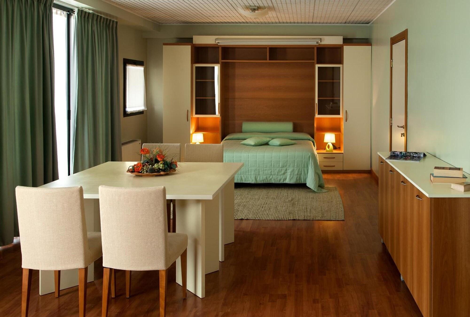 Best Western Hotel Leonardo Da Vinci Erba Exteriér fotografie