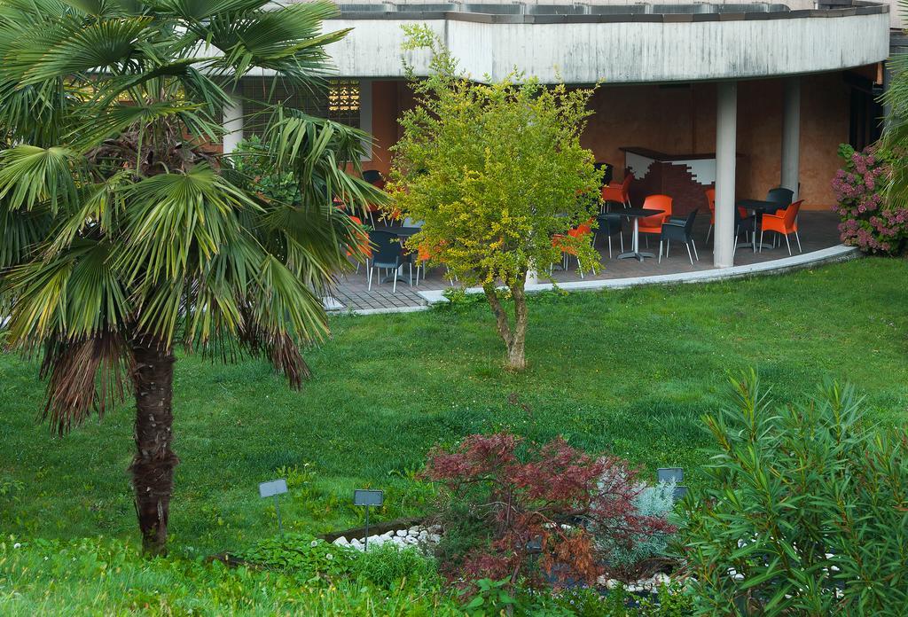 Best Western Hotel Leonardo Da Vinci Erba Exteriér fotografie